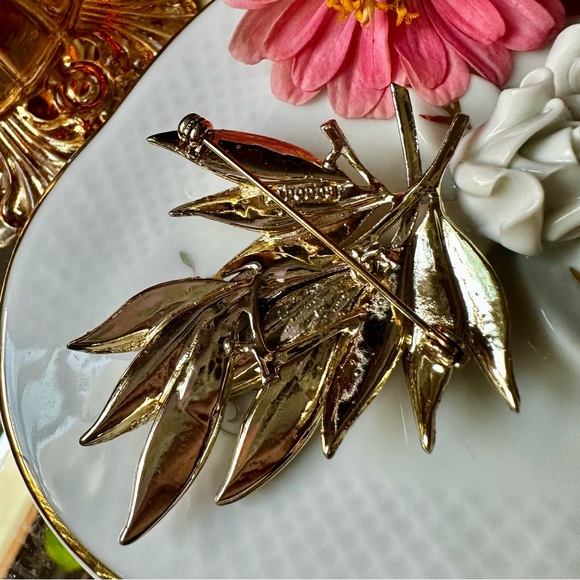 1960's Dodds Bird of Paradise Branches Chocolate Rhinestone Brooch - Picture 4 of 5